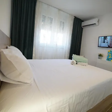 Simon'S Studio Apartment Zadar Exterior photo